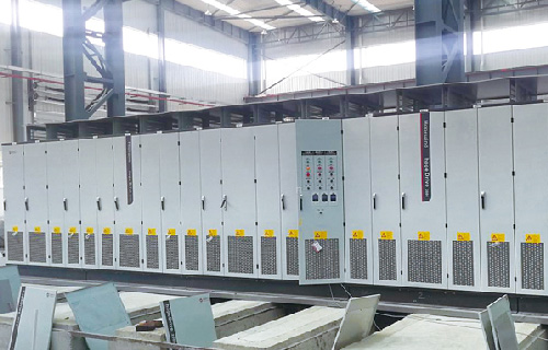 HD2000ϵ�е�ѹ�����ͱ�Ƶ���ڴ��ͳ��������ƽ̨��Ӧ��