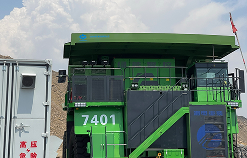 ɽ��˷��ĳ¶���220t������ж��