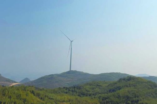 ���������н����ش�ʯ��100MW��糡