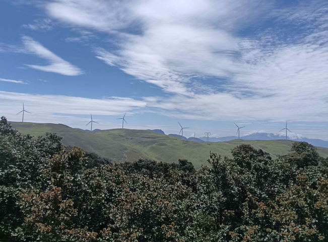 13. �Ĵ�ʡ��ɽ���ո��ظ���ط�糡.png