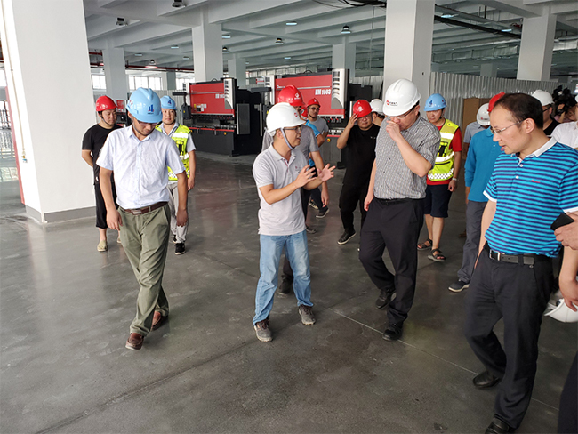 �������򵼿�������ص���Ŀ���ݺ��� (2).jpg