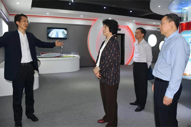 ����Э����ϯ������һ�и�������չ��Ӫ���õ��� (1).jpg