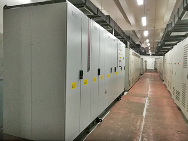 ��������ұ����ҵ�߶˴��ʱ�Ƶ��������ʵ��ͻ�� (2).jpg