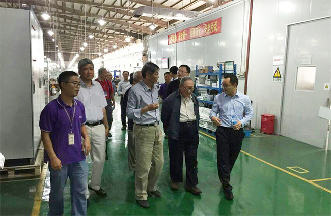 ����������Դ��ҵר�ҵ������������л�� (3).jpg