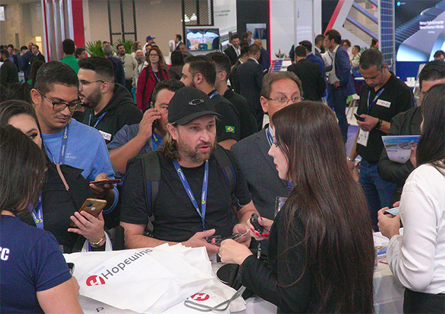 ��������  ����Я�ذ���Ʒ����Intersolar South America (7).jpg