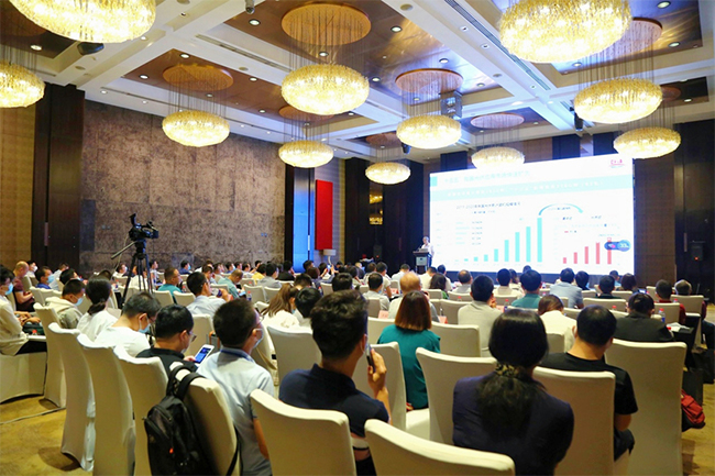 ��������  ����Ӧ����ϯ�ڶ��쾰�ﴢ����������̳ (2).jpg